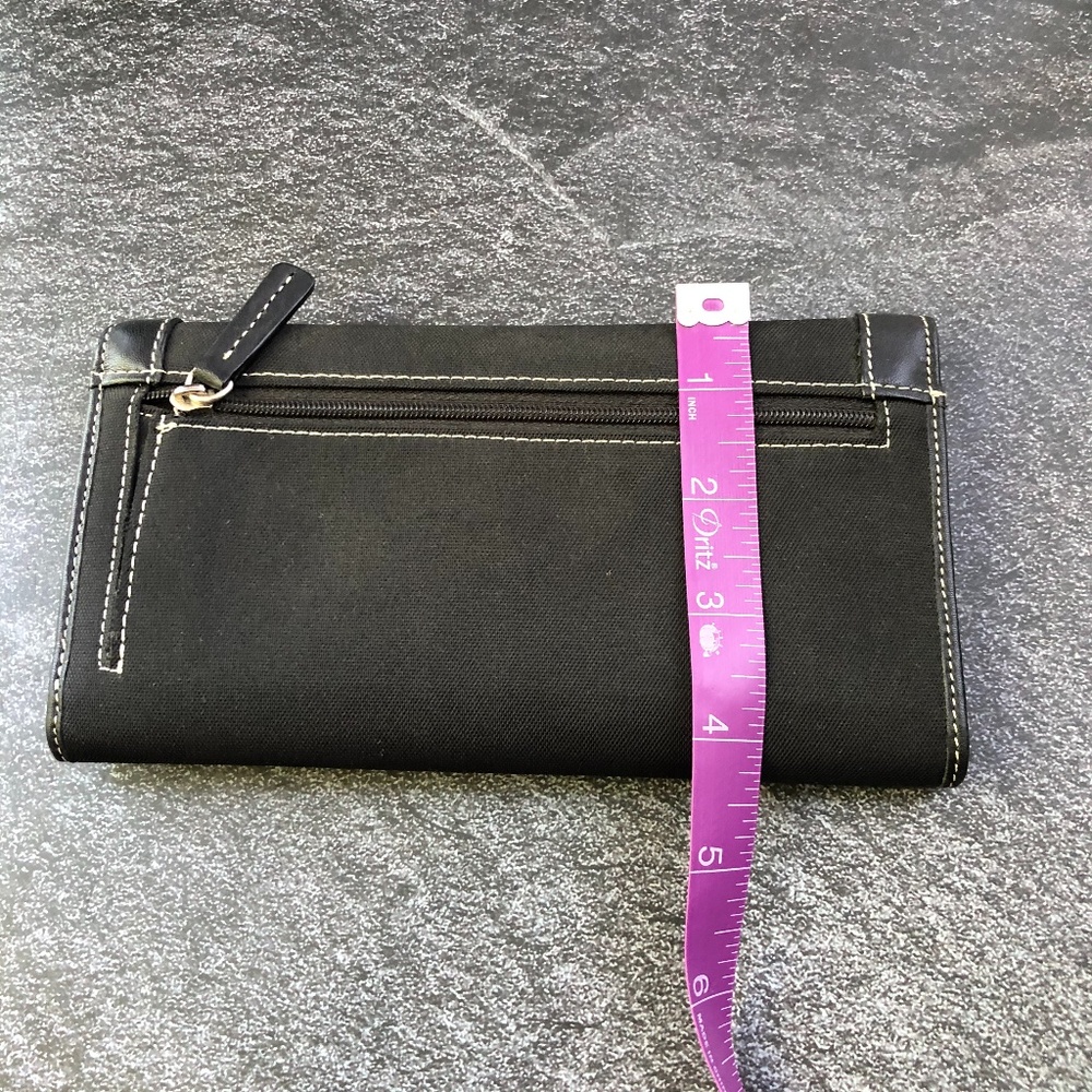 Black Wallet - Picture 4 of 7